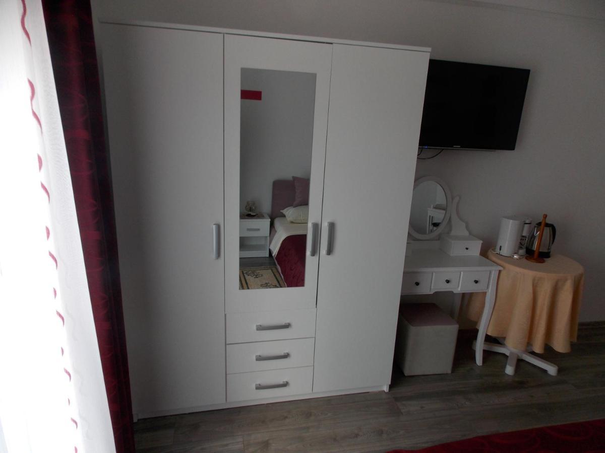 Hanifa Apartmani Rovinj Exterior foto